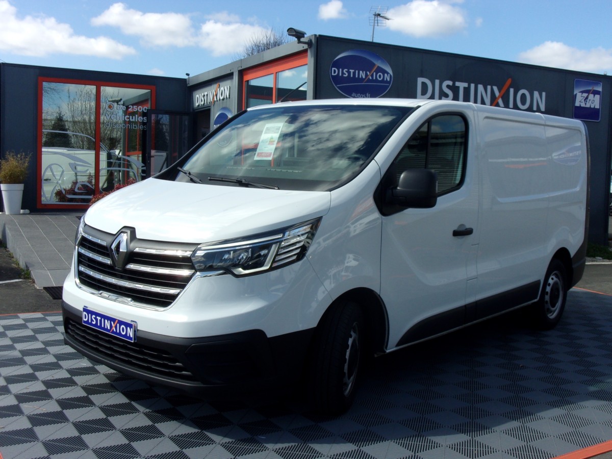 RENAULT TRAFIC FOURGON